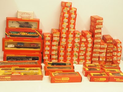 Lot 276 - A very large group of HORNBY / TRIANG HORNBY /...