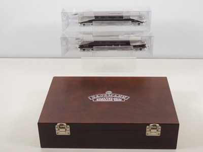 Lot 325 - BACHMANN OO gauge limited edition for Rails of...