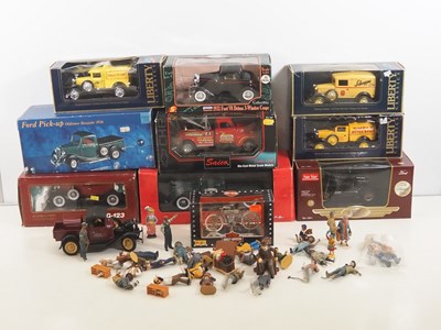 Lot 338 - A group of 1:25 scale American Style diecast...