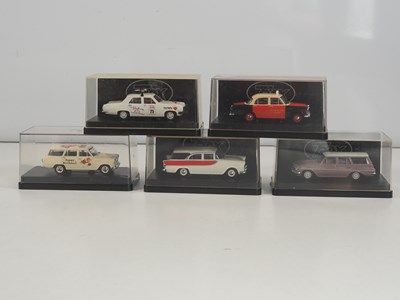 Lot 668 - A group of 1:43 scale Australian diecast...
