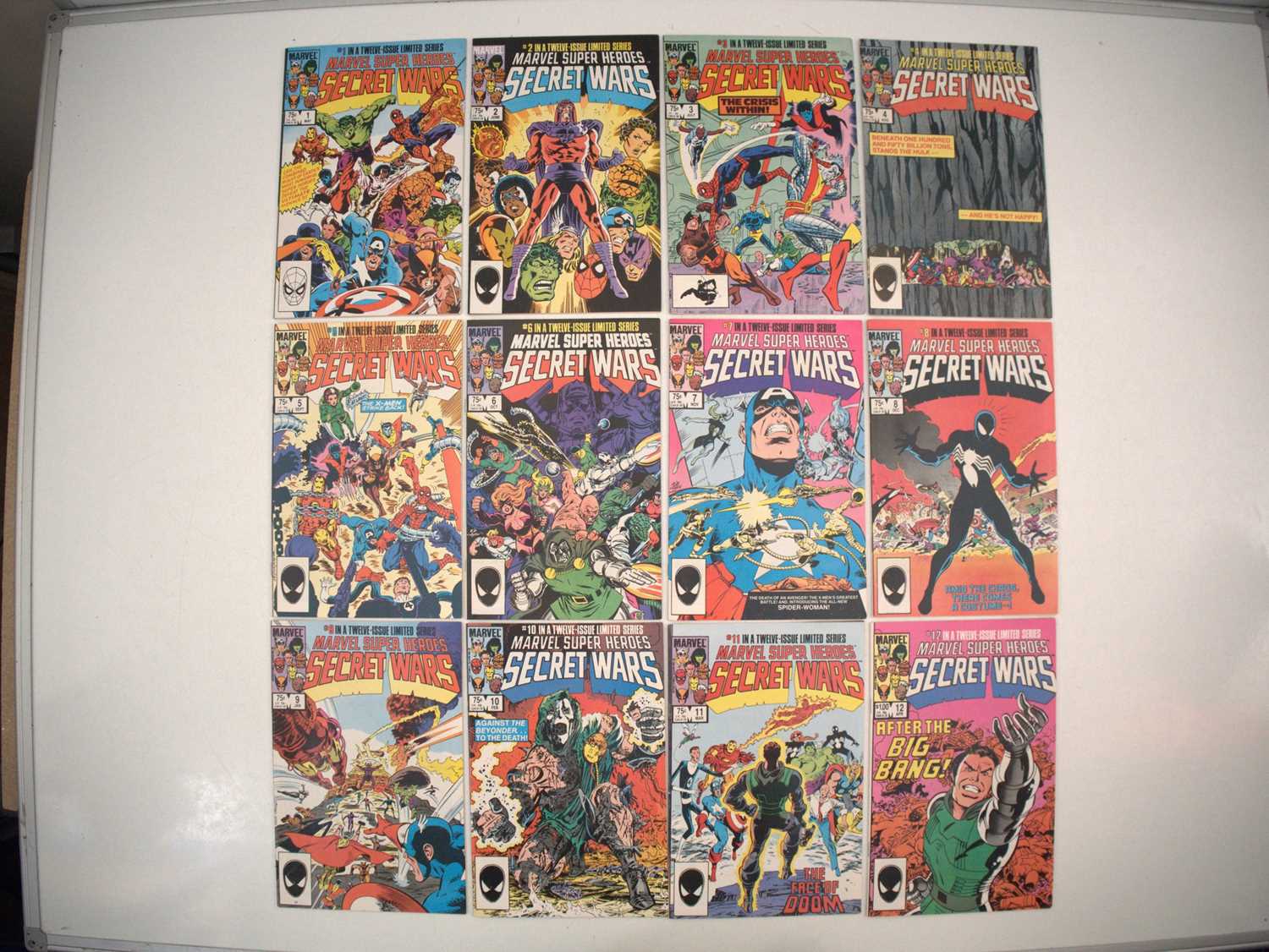 Lot 7 - MARVEL SUPER HEROES SECRET WARS #1 to 12 - (12...