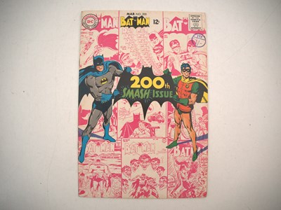 Lot 148 - BATMAN #200 (1968 - DC) - Anniversary edition...
