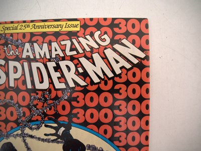 Lot 296 - AMAZING SPIDER-MAN #300 - (1988 - MARVEL) -...