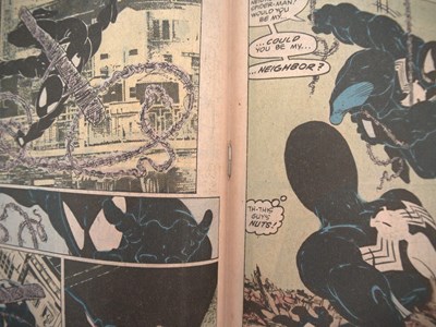 Lot 296 - AMAZING SPIDER-MAN #300 - (1988 - MARVEL) -...