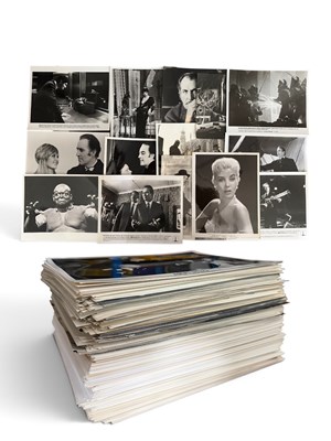 Lot 329 - A large collection of c.400 black and white...