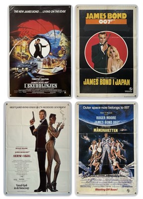 Lot 472 - A team of JAMES BOND film posters comprising...