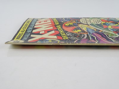 Lot 13 - UNCANNY X-MEN #99 - (1976 - MARVEL - UK Price...