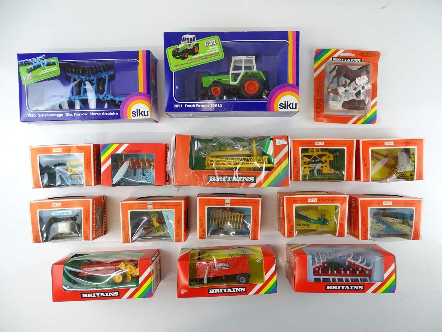 Lot 10 - A group of BRITAINS and SIKU agricultural...