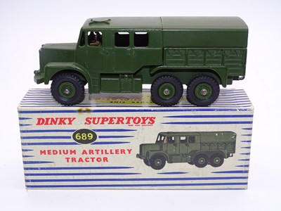 Lot 121 - A DINKY Supertoys 689 - Medium Artillery...