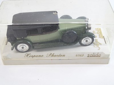 Lot 42 - A mixed group of diecast cars, vans and buses...