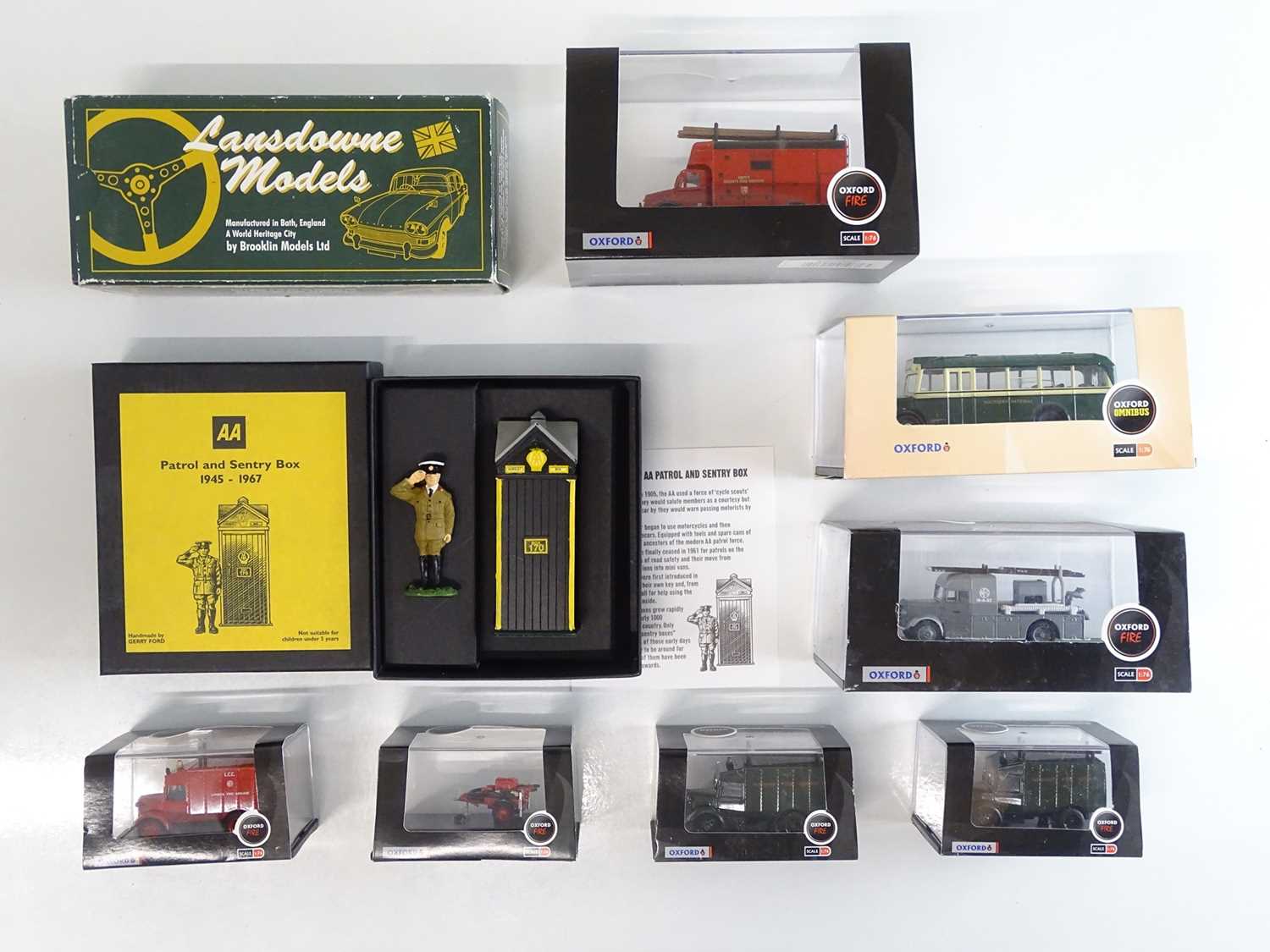 Lot 43 - A mixed group of diecast models by OXFORD and...