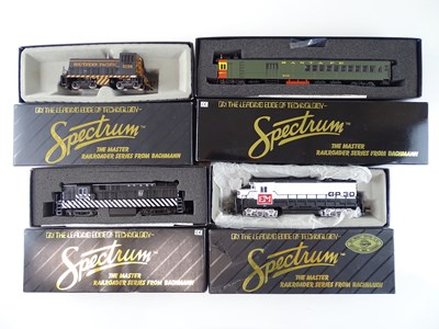 Lot 54 - A group of American Outline diesel locomotives...