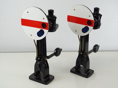 Lot 590 - A pair of SCALEWAY GWR ground shunt signals,...