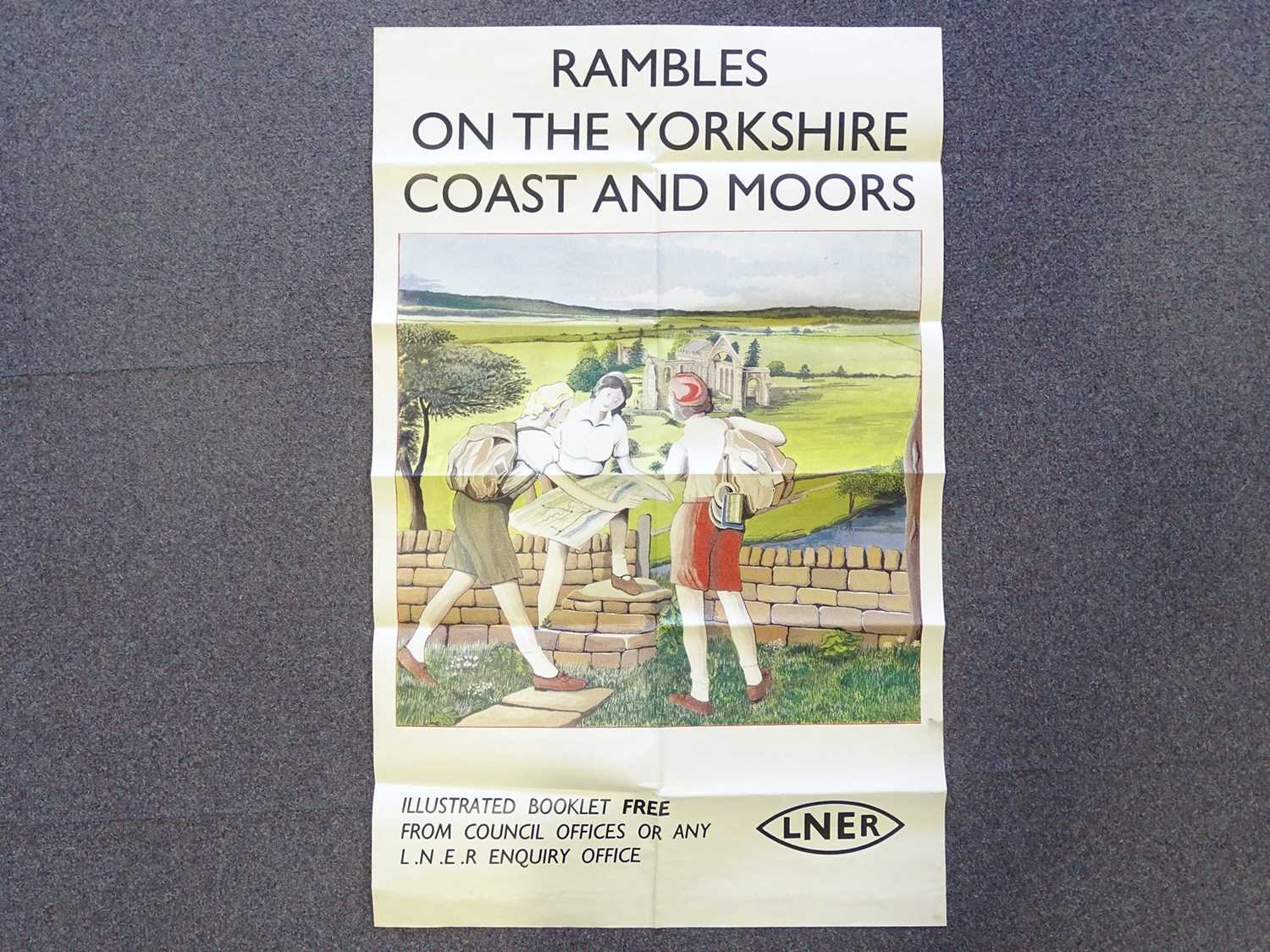 Lot 87 - An early post-war Double Royal (25" x 40")...