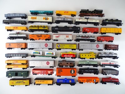 Lot 63 - A large quantity of unboxed American Outline...