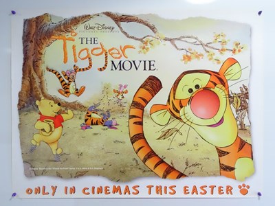 Lot 137 - WALT DISNEY: WINNIE THE POOH - A selection of...
