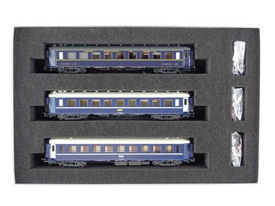 Lot 166 - An HO Gauge LS MODELS Set 49 124 - European...