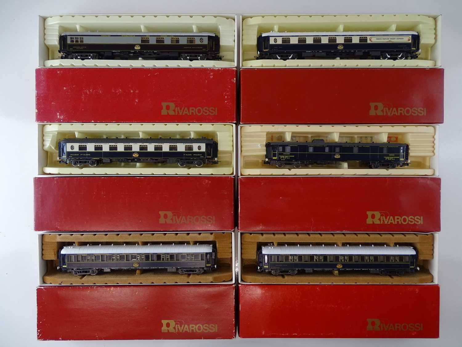 Lot 224 - A group of HO Gauge RIVAROSSI European Outline...