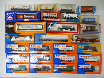 Lot 98 - A group of European Outline wagons by ROCO and...