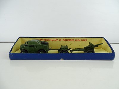 Lot 31 - A DINKY 697 25-Pounder Gun set in original...