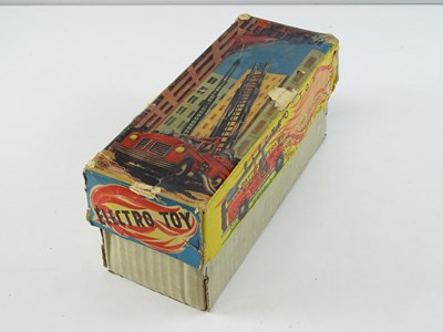 Lot 95 - A 1950s Japanese tinplate NOMURA battery...