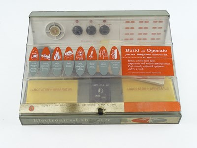 Lot 97 - A ROVEX Scale Models Electronics Lab 3203 -...