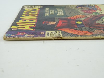Lot 5 - AVENGERS #21 & 22 - (2 in Lot) - (1965 -...